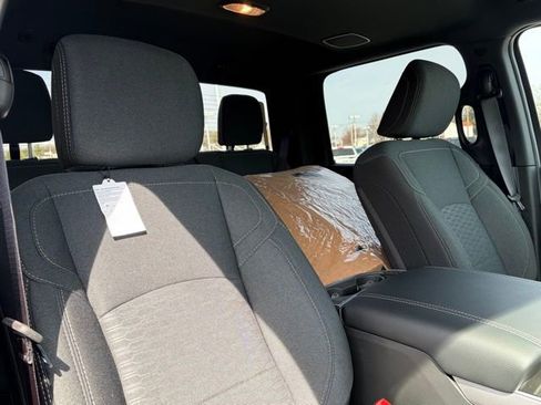 New 2026 RAM 3500 Big Horn AWD/4WD image 29