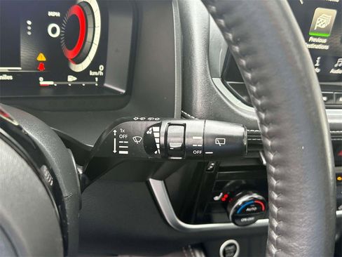 Certified 2021 Nissan Rogue Platinum image 26