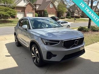 Used 2023 Volvo XC40 B5 Plus w/ Protection Package Premier video 1