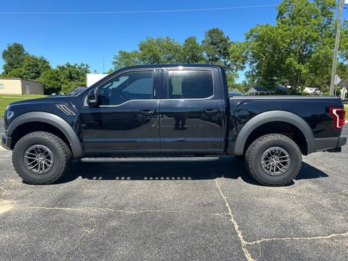 Used 2020 Ford F150 Raptor w/ Equipment Group 802A Luxury AWD/4WD image 9