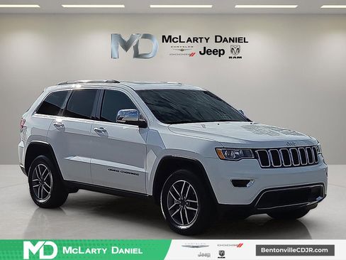 Used 2021 Jeep Grand Cherokee Limited AWD/4WD image 1
