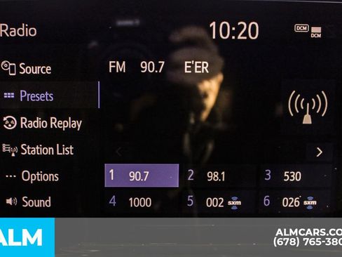 Used 2022 Toyota Sienna XSE image 37