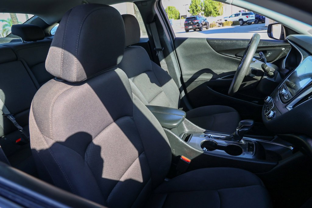 Used 2023 Chevrolet Malibu LT FWD image 22