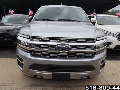 Used 2024 Ford Expedition Platinum AWD/4WD image 4