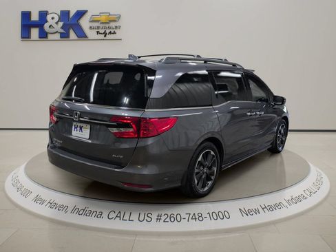 Used 2024 Honda Odyssey Elite image 6