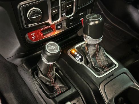 Used 2020 Jeep Wrangler Unlimited Rubicon image 26