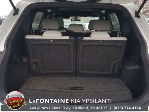 Used 2020 Volkswagen Tiguan SE R-Line image 29