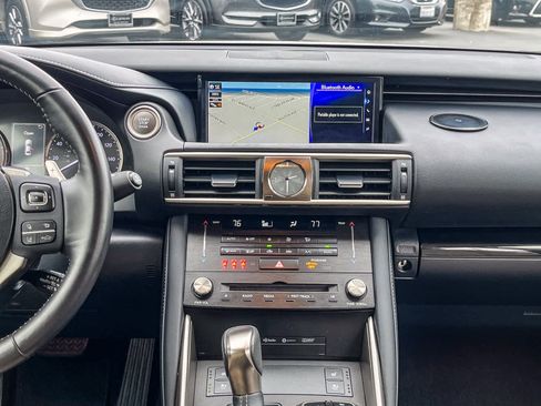 Used 2018 Lexus IS 300 image 12