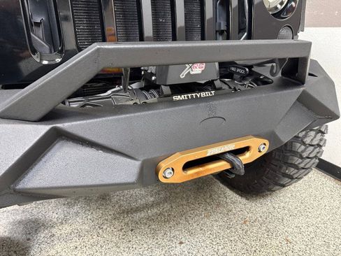 Used 2015 Jeep Wrangler Unlimited Rubicon image 73