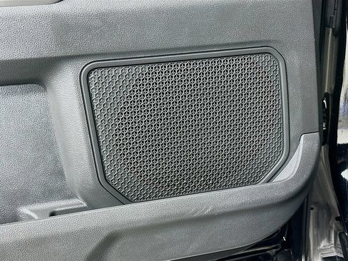 Used 2024 Toyota Sequoia Platinum AWD/4WD image 18