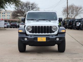 Used 2025 Jeep Wrangler Sport video 2