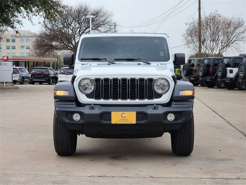 Used 2025 Jeep Wrangler Sport image 2