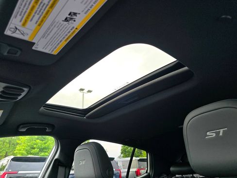 New 2026 Buick Envista Sport Touring w/ Convenience I Package FWD image 22