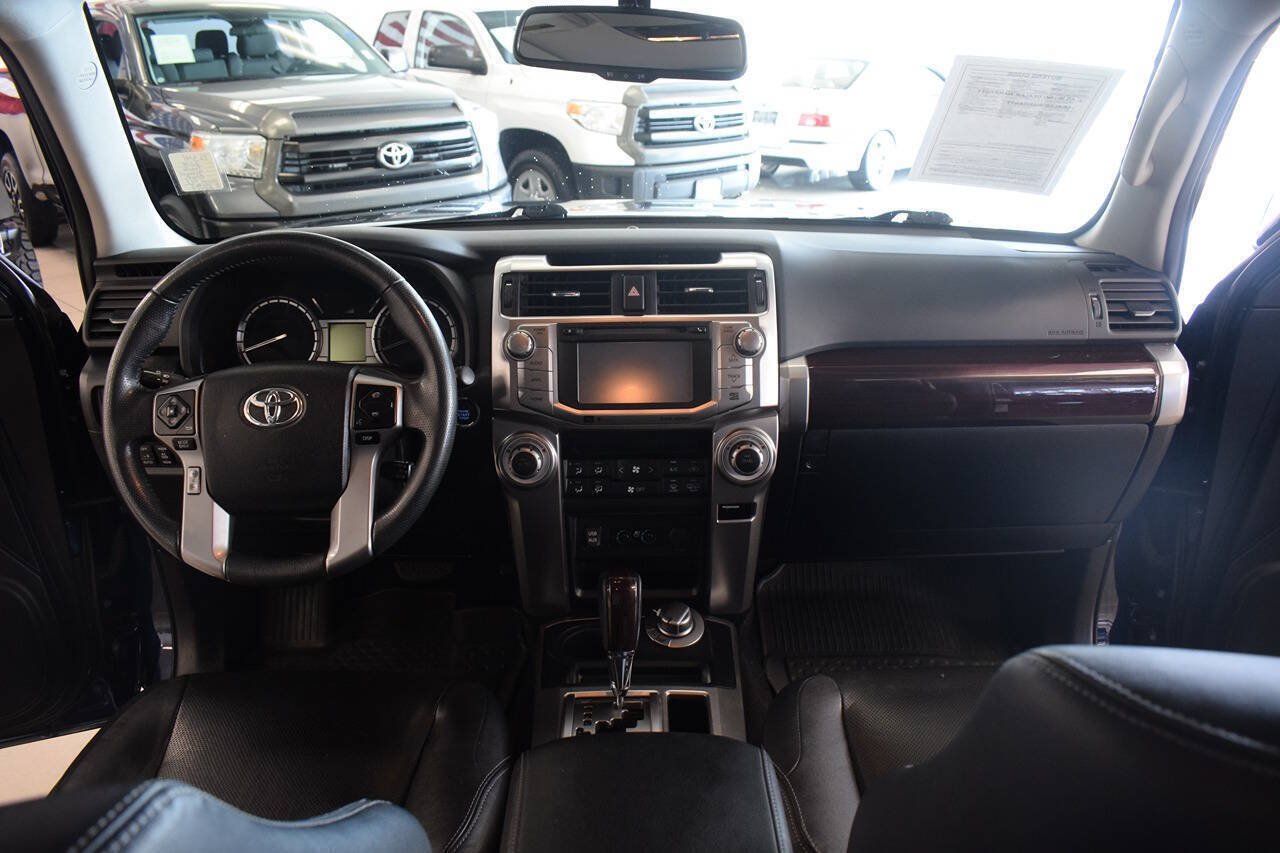 Used 2019 Toyota 4Runner Limited AWD/4WD image 27
