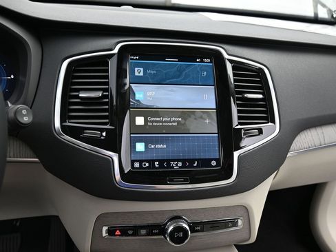 New 2025 Volvo XC90 T8 Plus w/ Protection Package Premier image 25