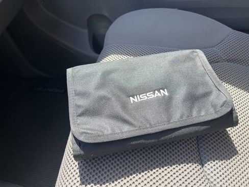 Used 2015 Nissan Frontier S image 22