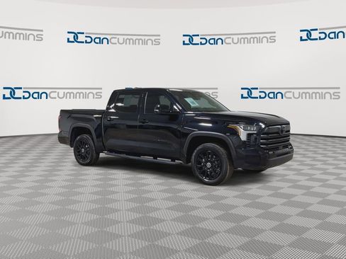 Used 2024 Toyota Tundra Limited image 2