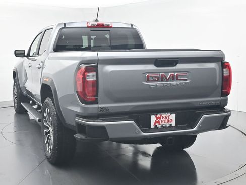 New 2026 GMC Canyon Denali image 28