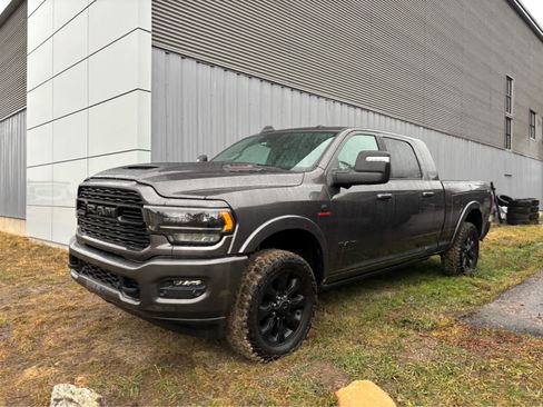 Used 2024 RAM 2500 Limited image 2