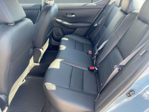 New 2025 Nissan Sentra SR w/ SR Premium Package image 15