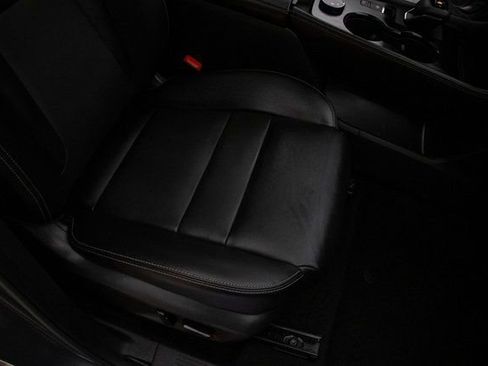 Used 2023 Nissan Rogue SL w/ SL Premium Package image 17