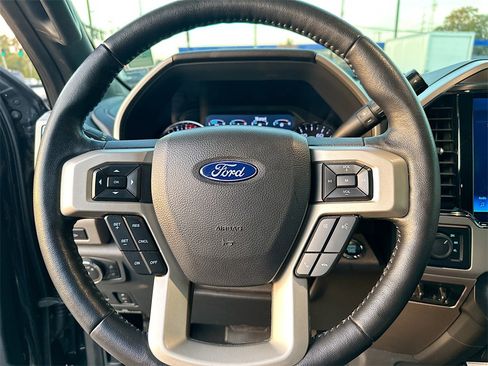 Used 2022 Ford F250 Lariat w/ Lariat Ultimate Package image 18