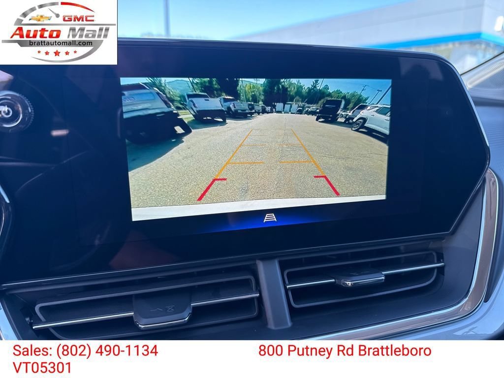 New 2026 Chevrolet Trax LT w/ Driver Confidence Package FWD image 16