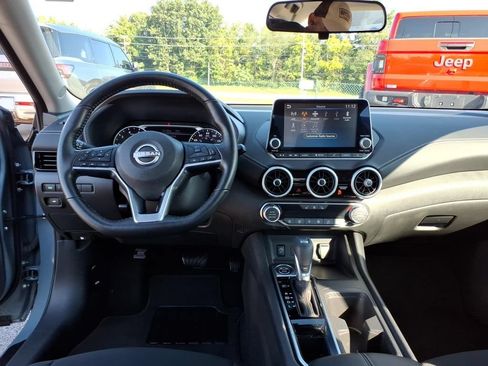 Certified 2025 Nissan Sentra SV w/ All-Weather Package FWD image 6