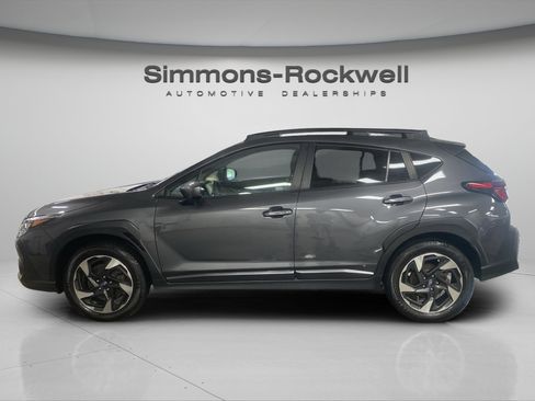 Used 2024 Subaru Crosstrek 2.5i Limited AWD/4WD image 2