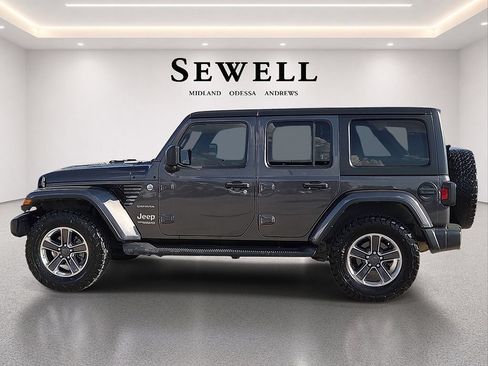 Used 2020 Jeep Wrangler Unlimited Sahara AWD/4WD image 2