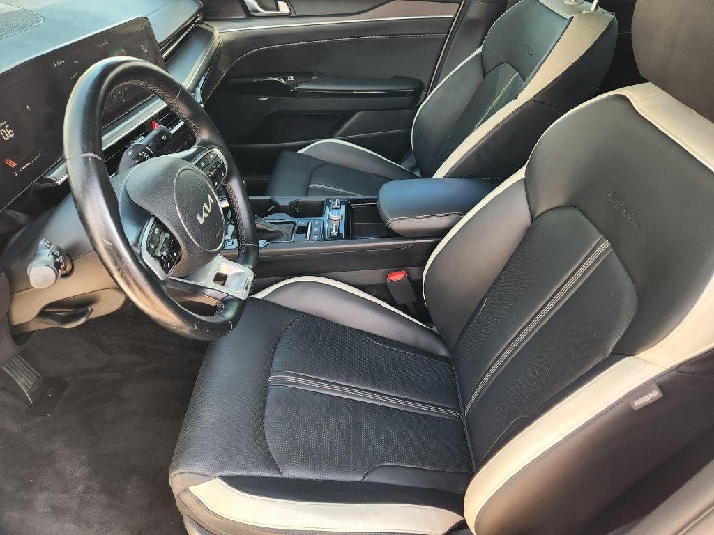 Used 2025 Kia K5 GT-Line w/ GT-Line Premium Package FWD image 17