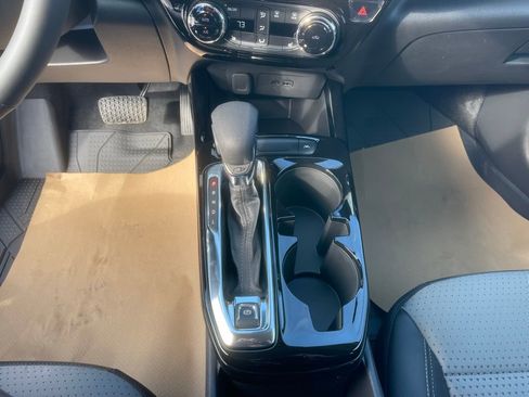 New 2026 Chevrolet Trax LT w/ LT Convenience Package image 17