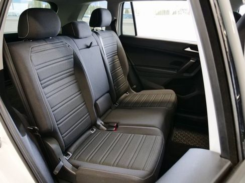 Used 2022 Volkswagen Tiguan S image 14