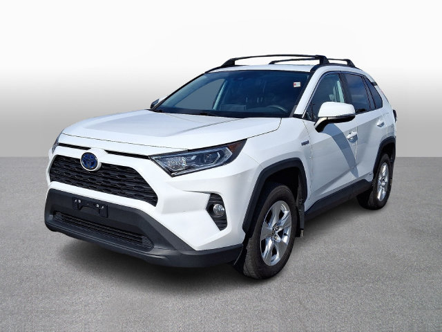 Used 2021 Toyota RAV4 XLE w/ Convenience Package AWD/4WD image 1