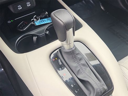 Certified 2026 Honda HR-V LX image 22