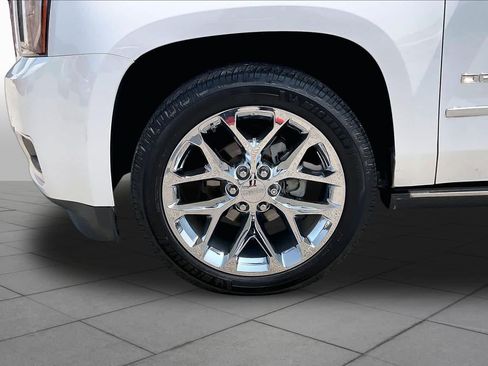 Used 2018 GMC Yukon Denali w/ Open Road Package RWD image 11