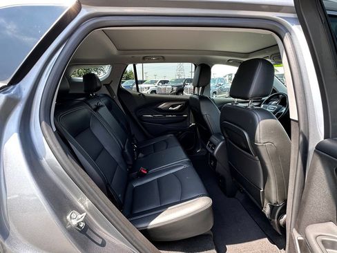 Used 2024 GMC Terrain SLT w/ Tech Package AWD/4WD image 18