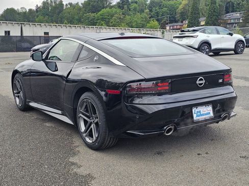 New 2026 Nissan Z Sport w/ Floor Mat Package RWD image 7