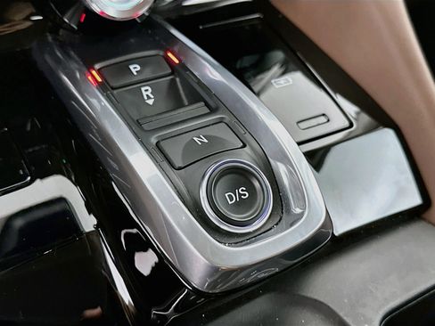 Used 2023 Acura MDX w/ Technology Package FWD image 25