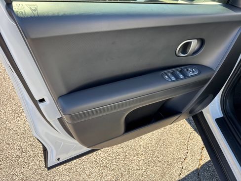 New 2026 Hyundai Ioniq 5 SE RWD image 10