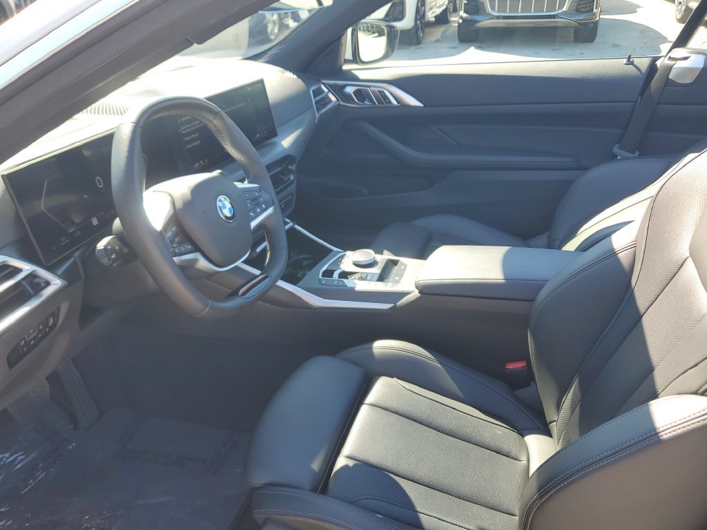 Used 2025 BMW 430i Convertible RWD image 22