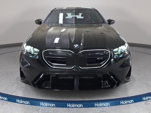 Used 2025 BMW M5 Touring AWD/4WD image 3