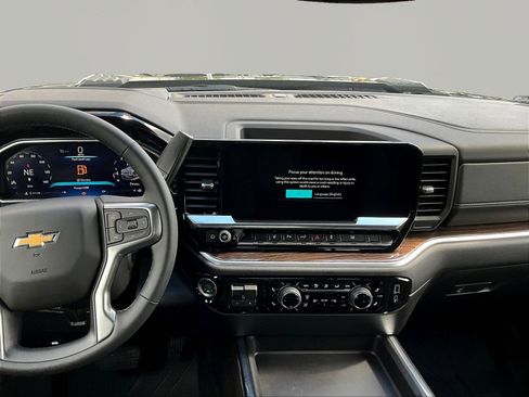 New 2026 Chevrolet Silverado 3500 LT w/ All Star Edition AWD/4WD image 7