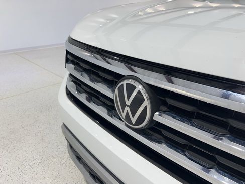 Used 2021 Volkswagen Atlas SE w/ Panoramic Sunroof Package image 38