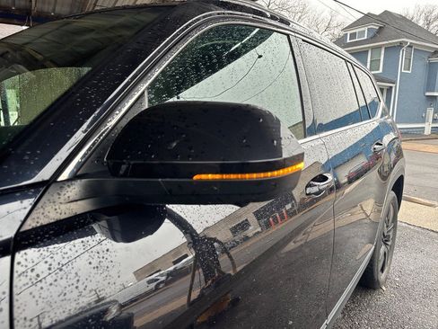 Used 2018 Volkswagen Atlas SEL Premium image 42