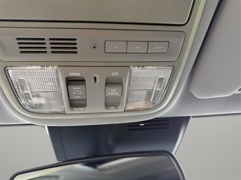 Used 2019 Honda CR-V Touring image 55