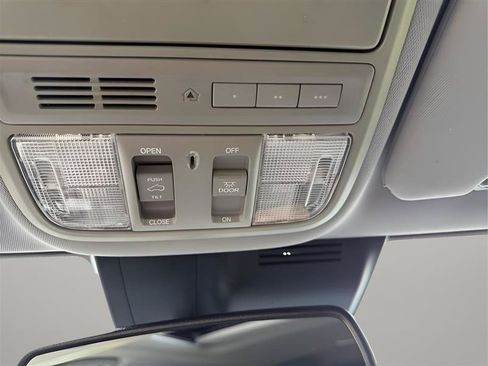 Used 2019 Honda CR-V Touring image 55