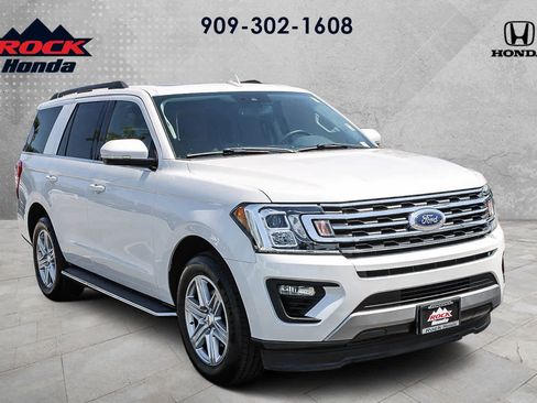 Used 2019 Ford Expedition XLT w/ Equipment Group 202A RWD image 3