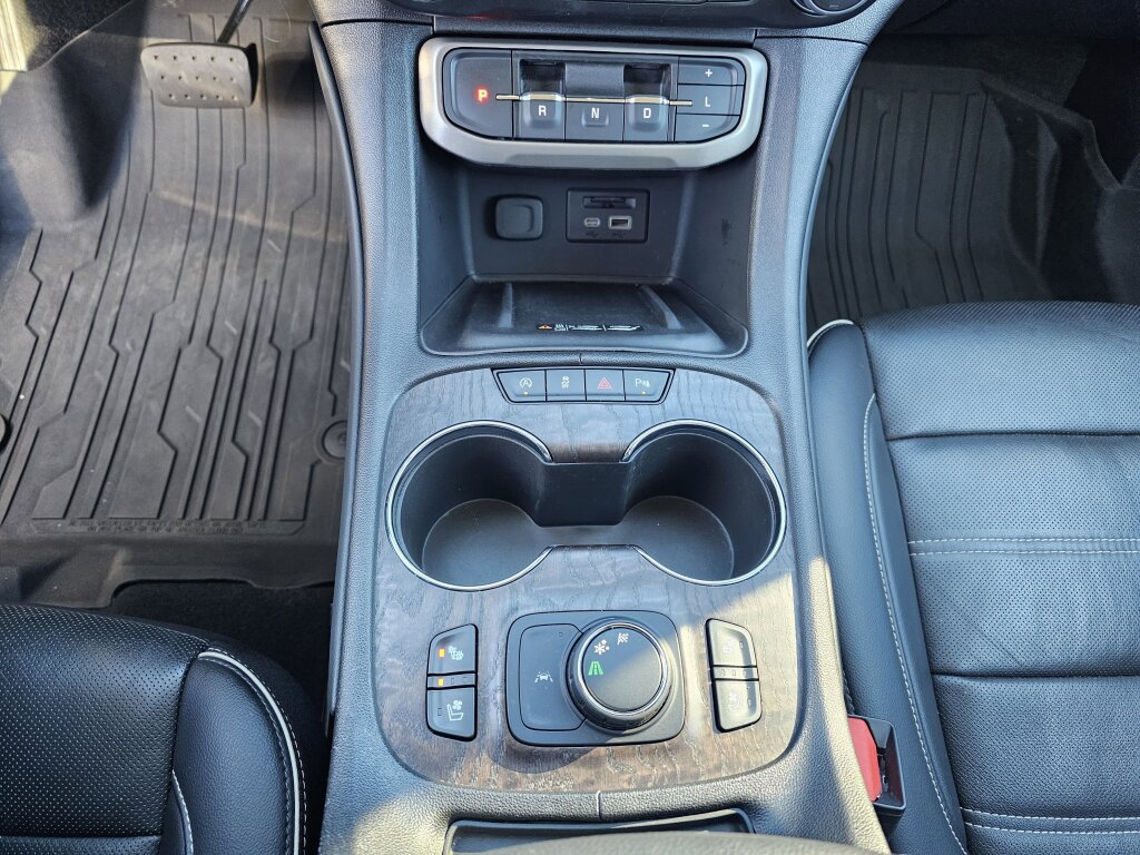 Used 2023 GMC Acadia Denali w/ Denali Technology Package FWD image 27