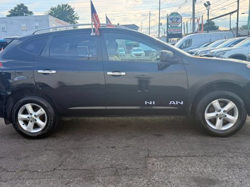 Used 2010 Nissan Rogue S w/ 360 Degree Value Pkg AWD/4WD image 11